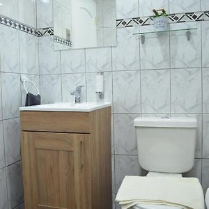 Habitación con 2 Camas Individuales